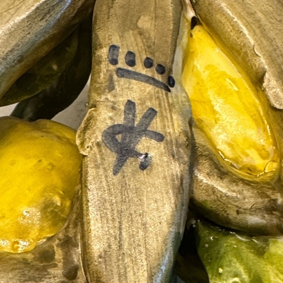 Rustic Yellow Lemon Cluster Wall Decor - Picture 7 of 11